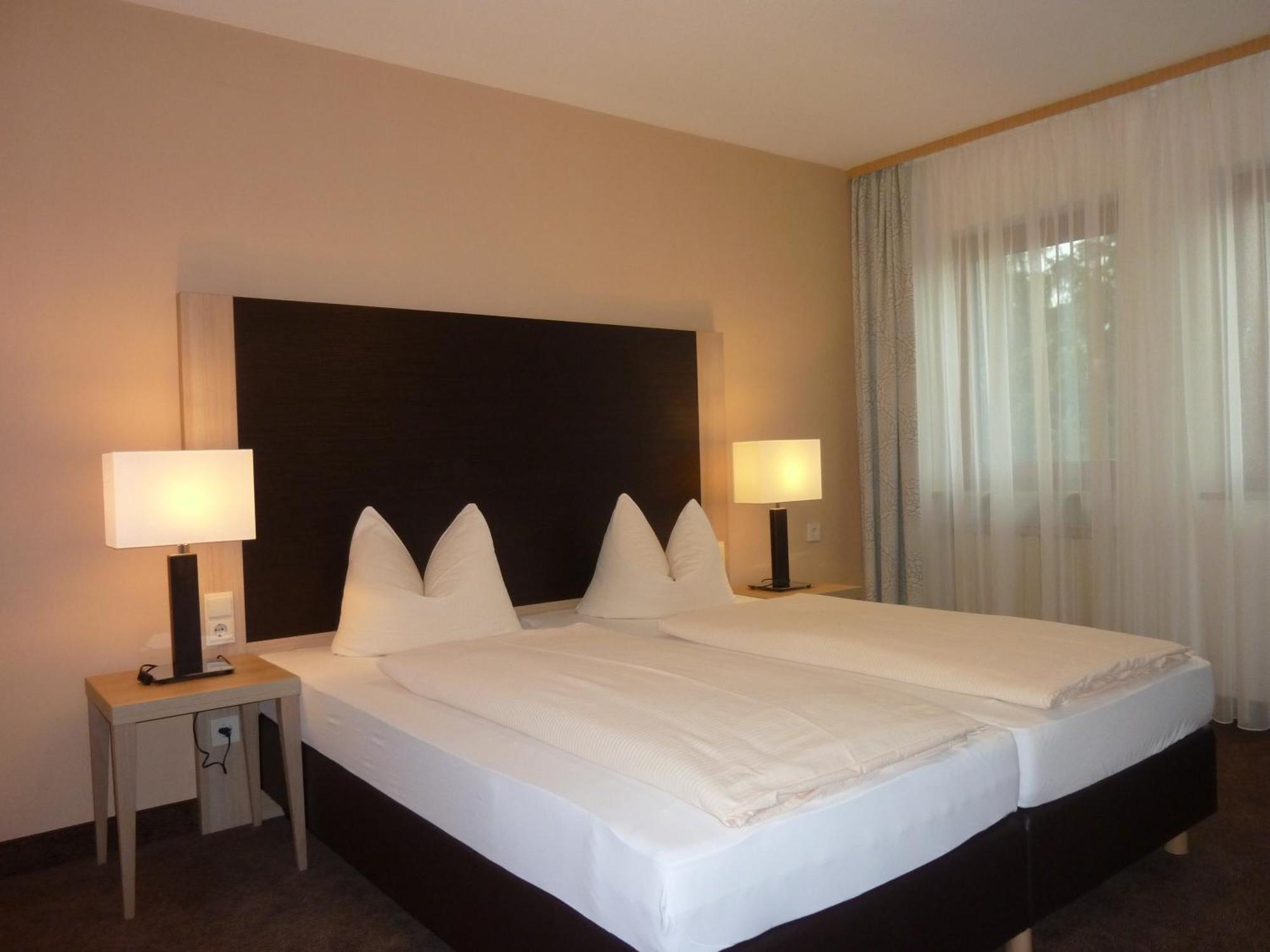 Sindersdorfer Hof Otel Hilpoltstein Dış mekan fotoğraf