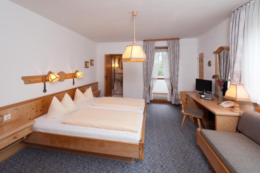 Sindersdorfer Hof Otel Hilpoltstein Oda fotoğraf